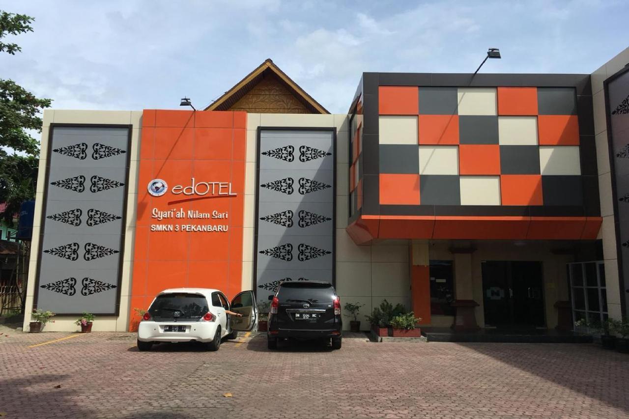 Edotel Syariah Nilam Sari Mitra Reddoorz Pekanbaru Exterior photo